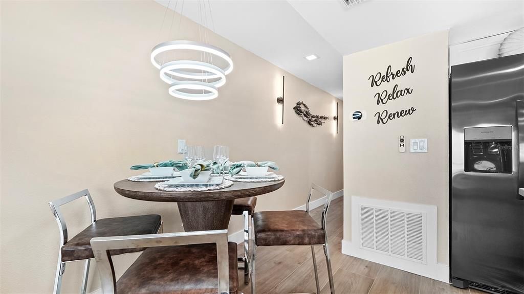 For Sale: $1,350,000 (1 beds, 1 baths, 660 Square Feet)