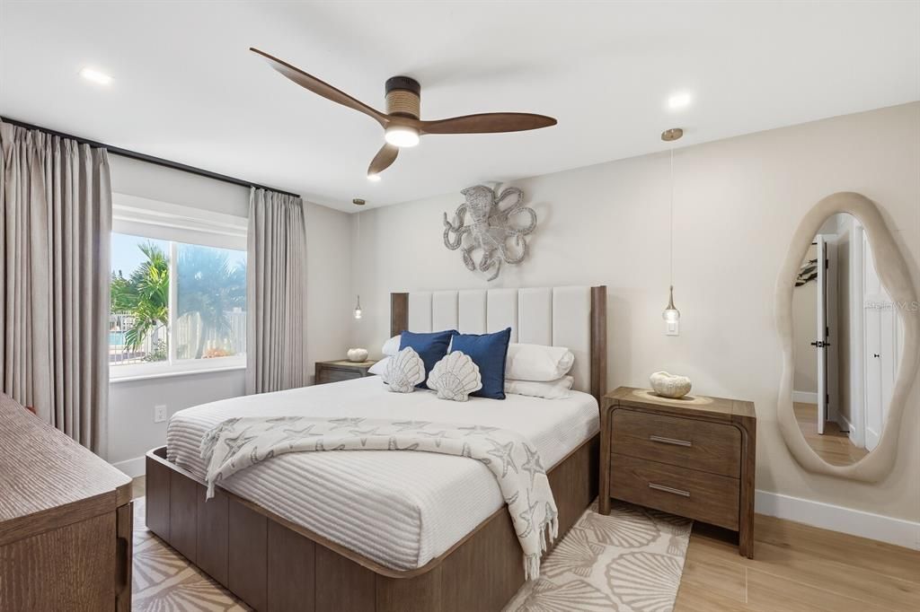 For Sale: $1,350,000 (1 beds, 1 baths, 660 Square Feet)