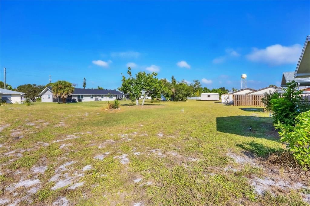 En Venta: $374,900 (4 camas, 0 baños, 2103 Pies cuadrados)