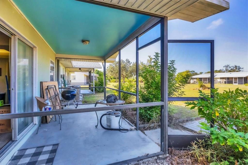 En Venta: $374,900 (4 camas, 0 baños, 2103 Pies cuadrados)