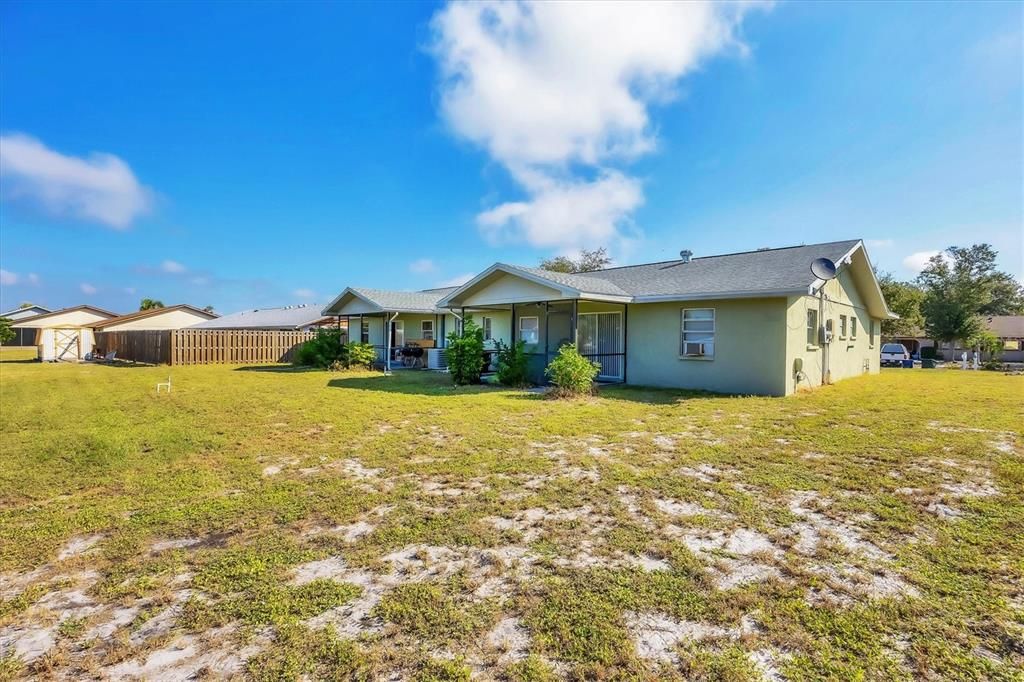 En Venta: $374,900 (4 camas, 0 baños, 2103 Pies cuadrados)