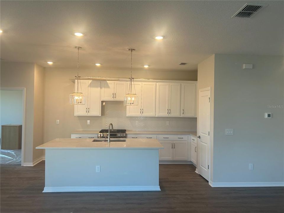 For Sale: $438,656 (4 beds, 3 baths, 2663 Square Feet)