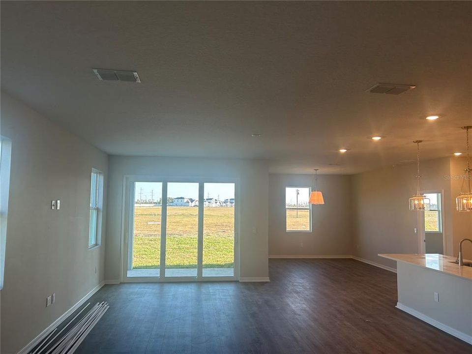 For Sale: $438,656 (4 beds, 3 baths, 2663 Square Feet)