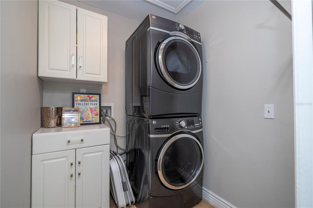 For Sale: $640,000 (4 beds, 2 baths, 1819 Square Feet)