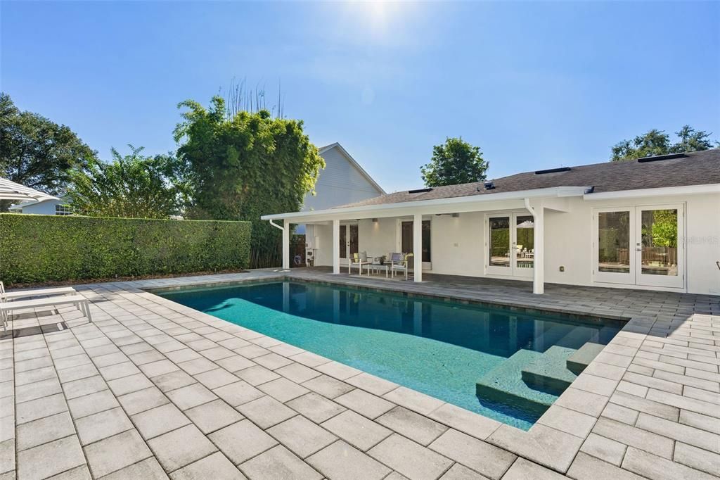 Active With Contract: $1,799,000 (4 beds, 3 baths, 2907 Square Feet)