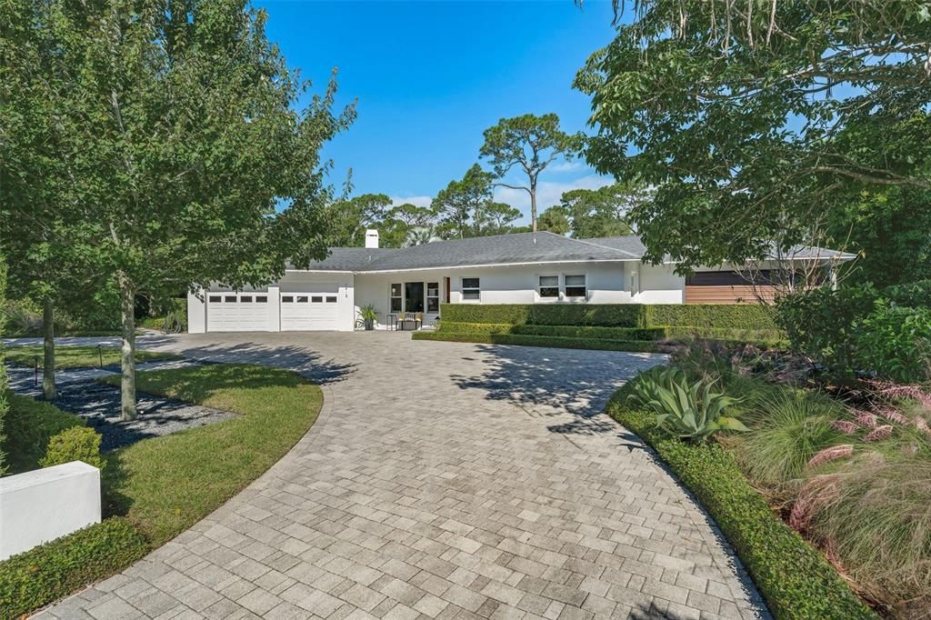 Active With Contract: $1,799,000 (4 beds, 3 baths, 2907 Square Feet)