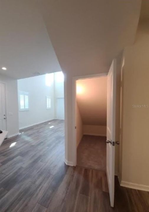 Active With Contract: $2,995 (3 beds, 2 baths, 2050 Square Feet)