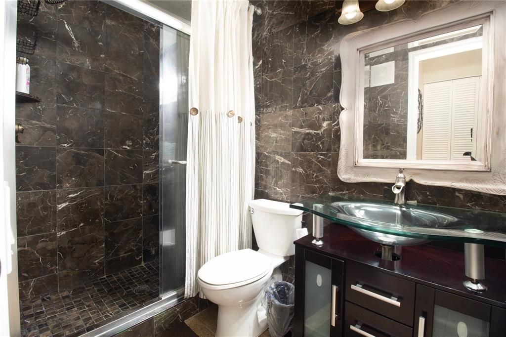 For Sale: $120,000 (1 beds, 1 baths, 745 Square Feet)