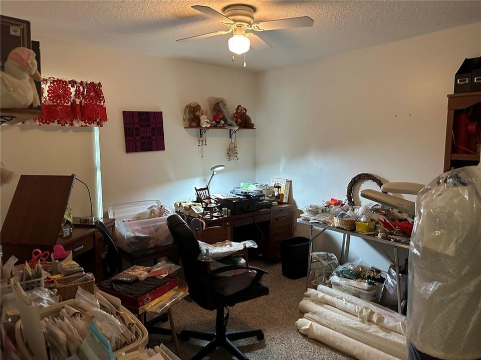 Active With Contract: $348,000 (3 beds, 2 baths, 1987 Square Feet)