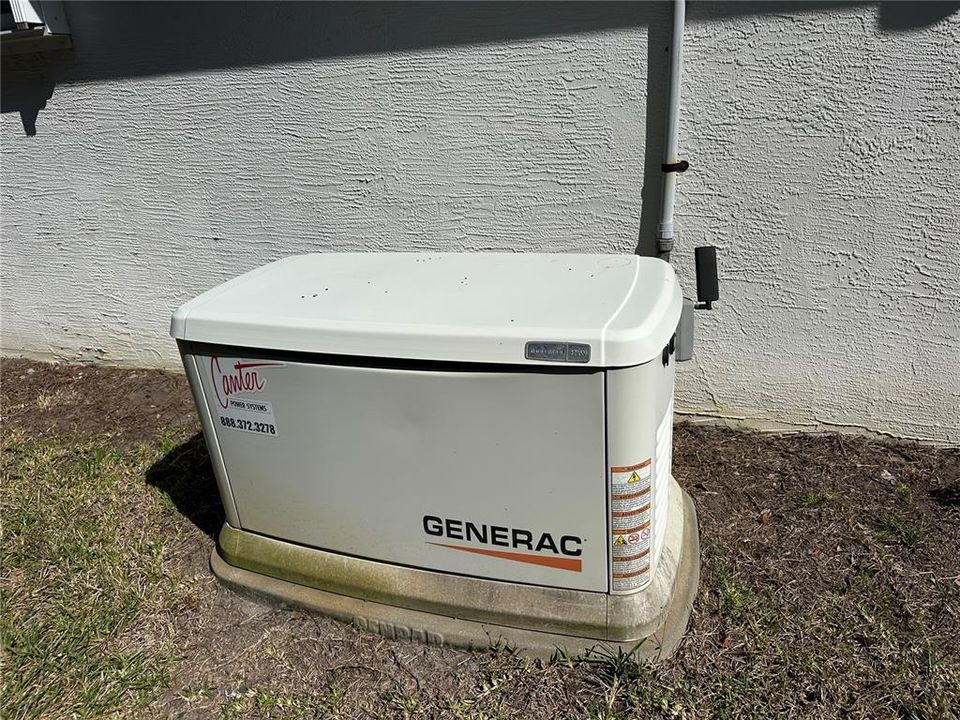 Active With Contract: $348,000 (3 beds, 2 baths, 1987 Square Feet)