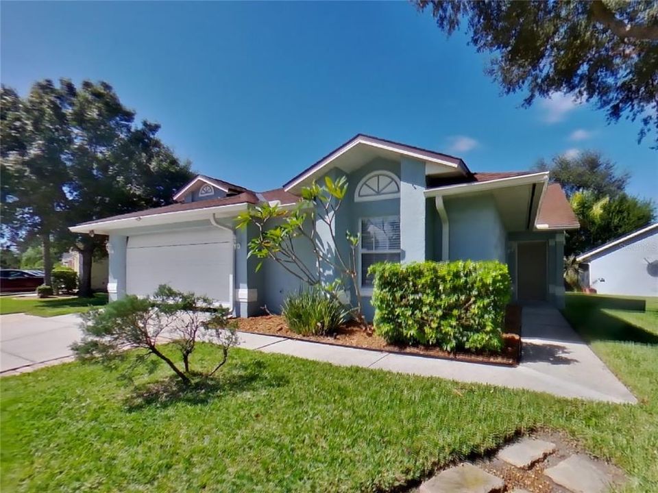 Recently Rented: $2,309 (3 beds, 2 baths, 1618 Square Feet)