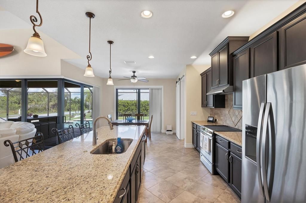 For Sale: $669,000 (3 beds, 2 baths, 2093 Square Feet)