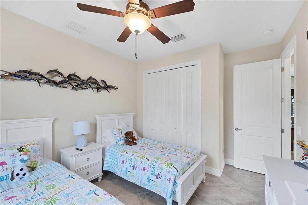 For Sale: $669,000 (3 beds, 2 baths, 2093 Square Feet)