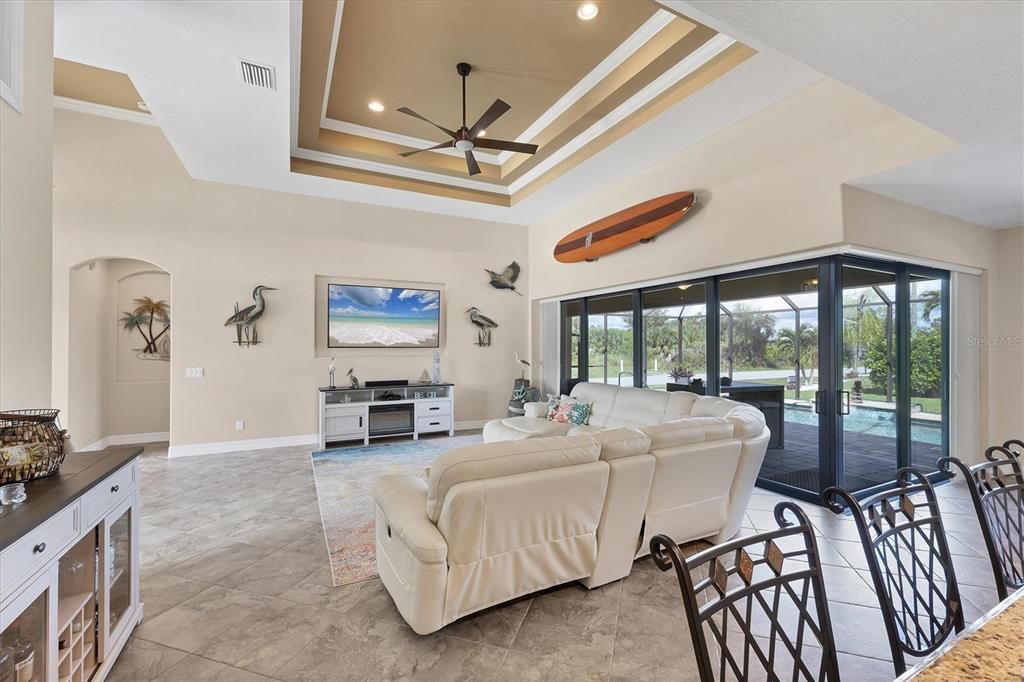 For Sale: $669,000 (3 beds, 2 baths, 2093 Square Feet)