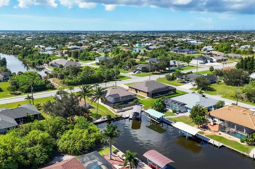 For Sale: $669,000 (3 beds, 2 baths, 2093 Square Feet)