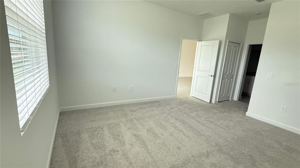 En Renta: $2,575 (4 camas, 3 baños, 2109 Pies cuadrados)