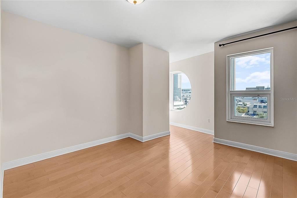 For Sale: $895,000 (2 beds, 2 baths, 1735 Square Feet)