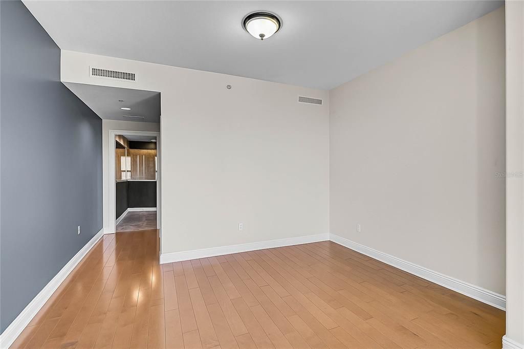 For Sale: $895,000 (2 beds, 2 baths, 1735 Square Feet)