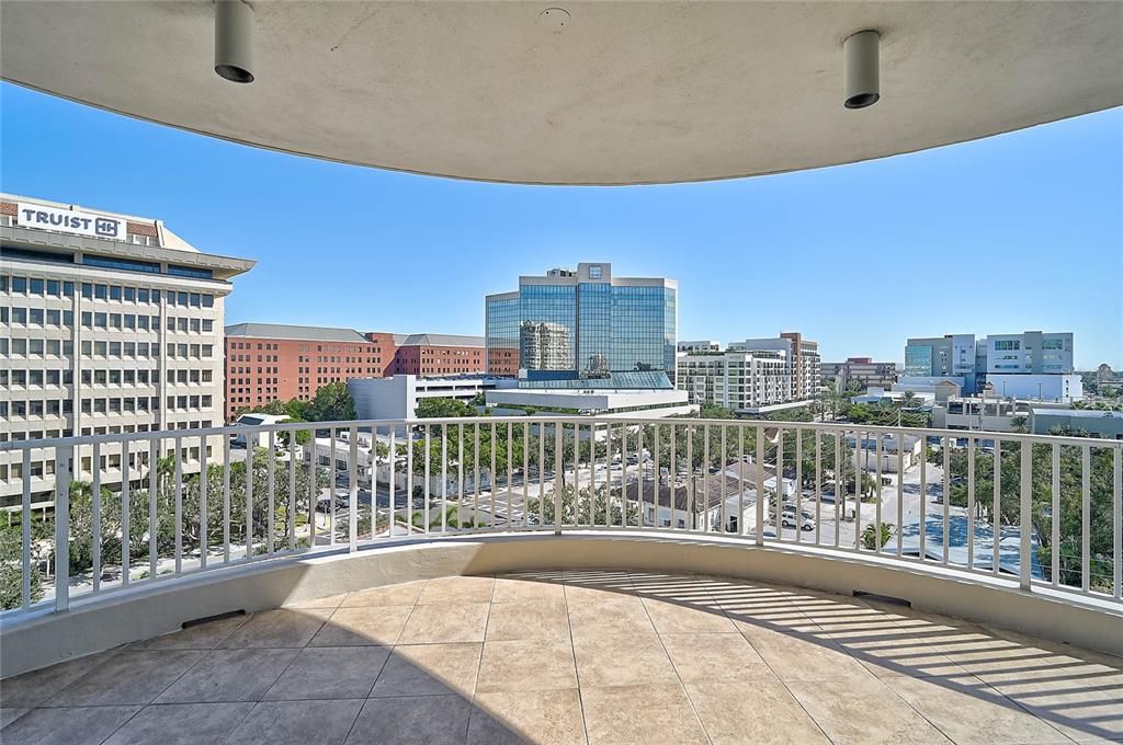 For Sale: $895,000 (2 beds, 2 baths, 1735 Square Feet)