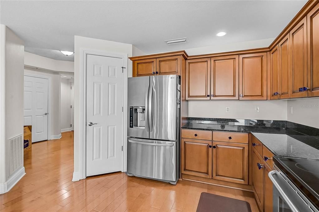 For Sale: $895,000 (2 beds, 2 baths, 1735 Square Feet)