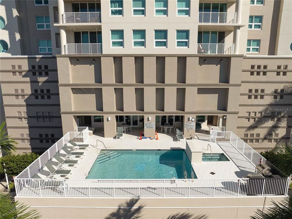 For Sale: $895,000 (2 beds, 2 baths, 1735 Square Feet)