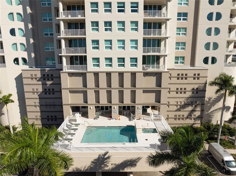 For Sale: $895,000 (2 beds, 2 baths, 1735 Square Feet)