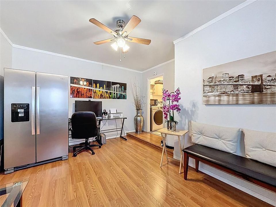 Под контрактом: $285,000 (3 спален, 2 ванн, 1612 Квадратных фут)