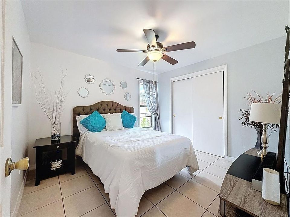 Под контрактом: $285,000 (3 спален, 2 ванн, 1612 Квадратных фут)