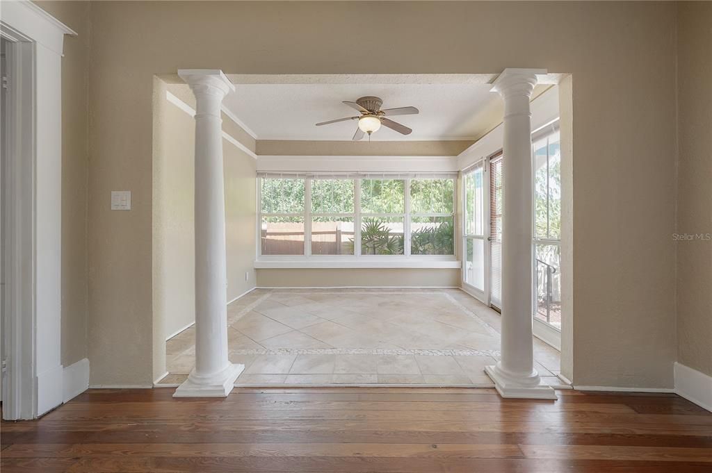 For Rent: $2,350 (2 beds, 2 baths, 1169 Square Feet)