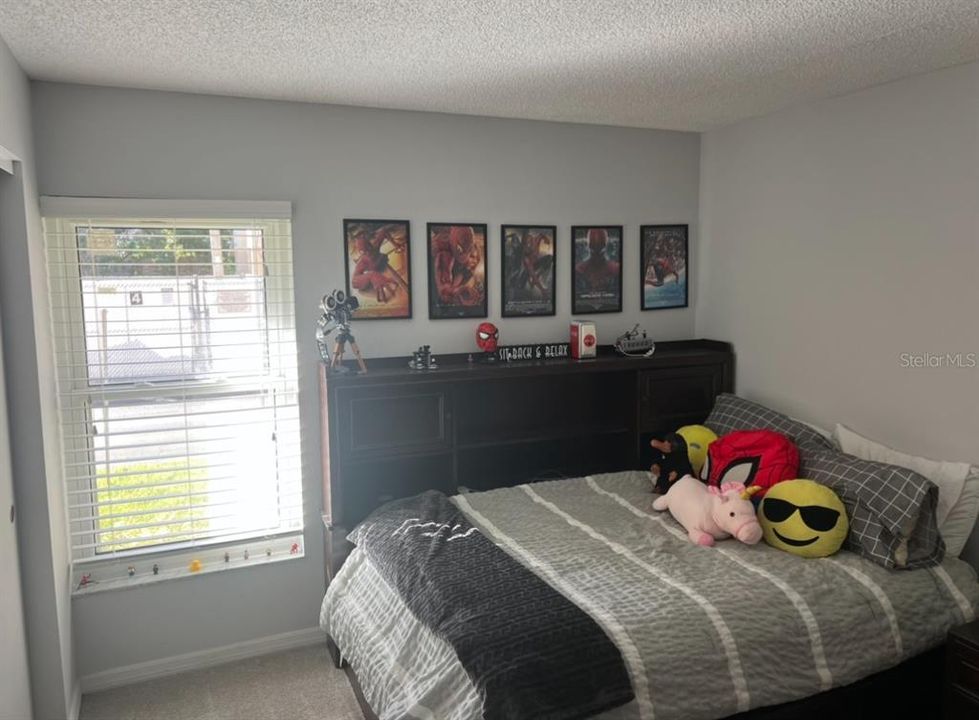 For Sale: $190,000 (2 beds, 2 baths, 1100 Square Feet)