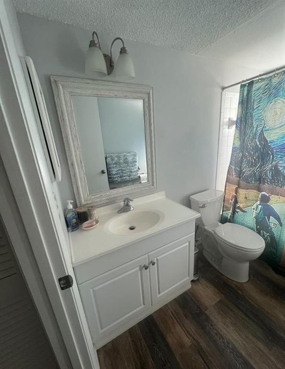 For Sale: $190,000 (2 beds, 2 baths, 1100 Square Feet)