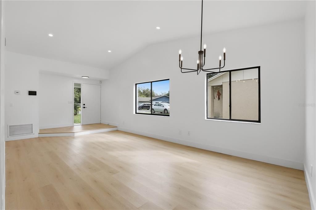 For Rent: $2,300 (3 beds, 2 baths, 1300 Square Feet)