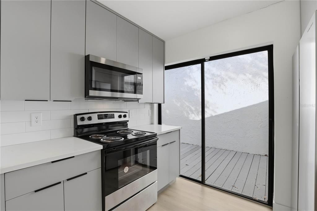 For Rent: $2,300 (3 beds, 2 baths, 1300 Square Feet)