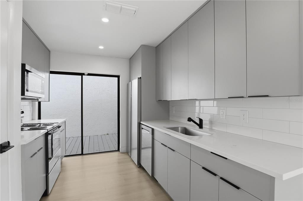 For Rent: $2,300 (3 beds, 2 baths, 1300 Square Feet)