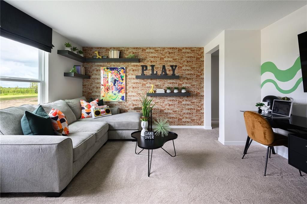 Active With Contract: $365,999 (5 beds, 3 baths, 2470 Square Feet)