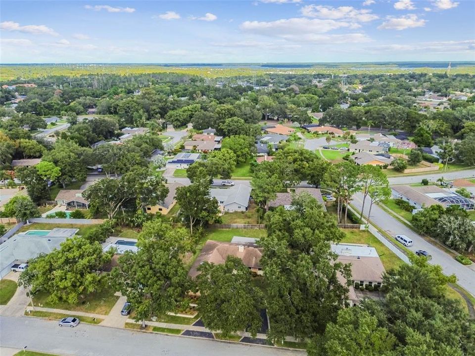 Activo con contrato: $624,916 (4 camas, 2 baños, 2336 Pies cuadrados)