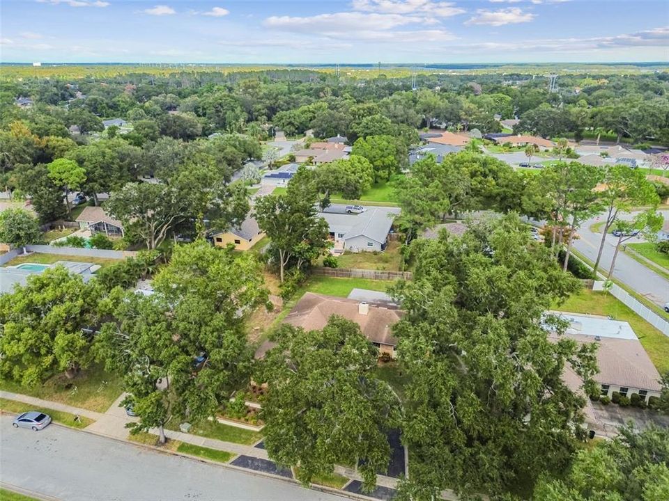 Activo con contrato: $624,916 (4 camas, 2 baños, 2336 Pies cuadrados)