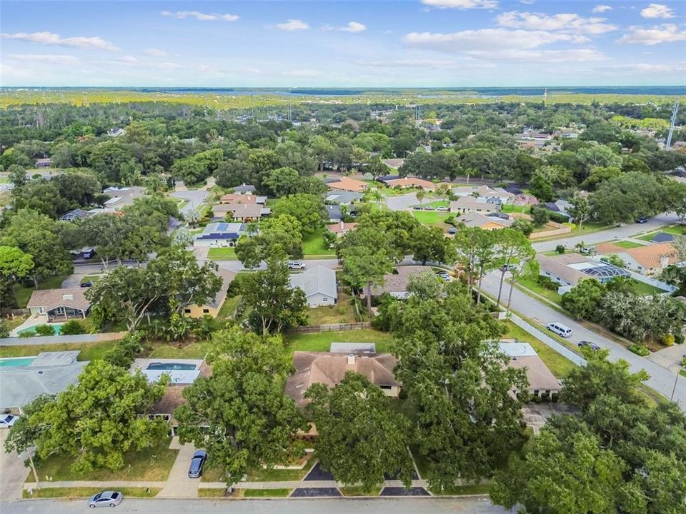 Activo con contrato: $624,916 (4 camas, 2 baños, 2336 Pies cuadrados)