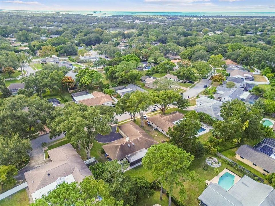 Activo con contrato: $624,916 (4 camas, 2 baños, 2336 Pies cuadrados)