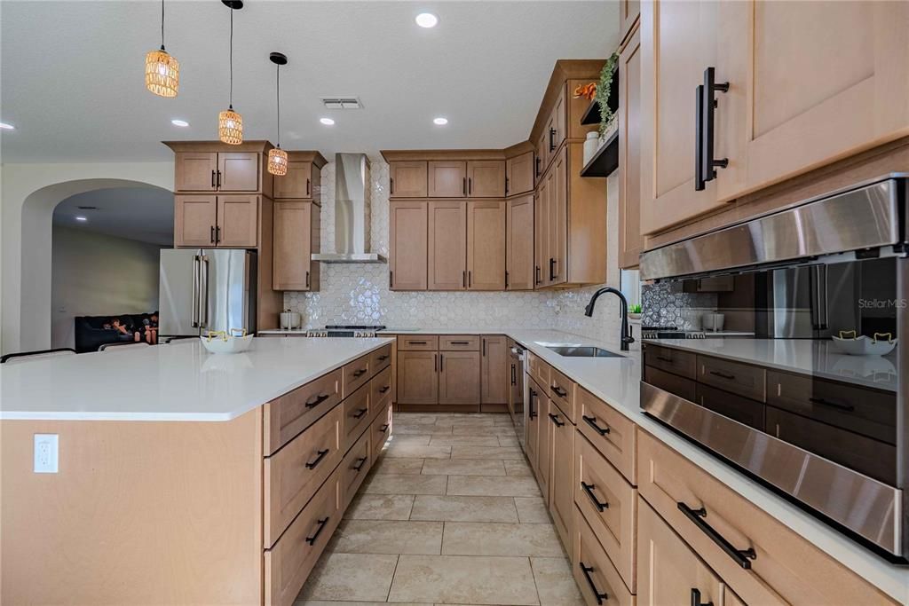 На продажу: $599,000 (4 спален, 3 ванн, 2322 Квадратных фут)