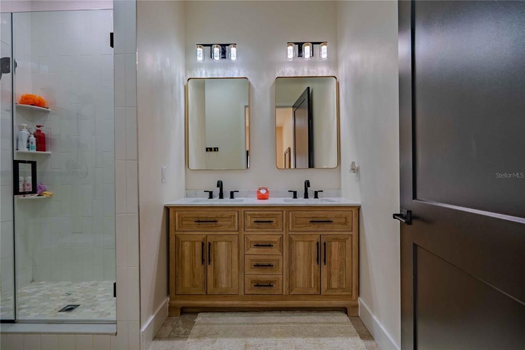 На продажу: $599,000 (4 спален, 3 ванн, 2322 Квадратных фут)