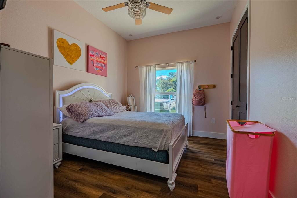 На продажу: $599,000 (4 спален, 3 ванн, 2322 Квадратных фут)