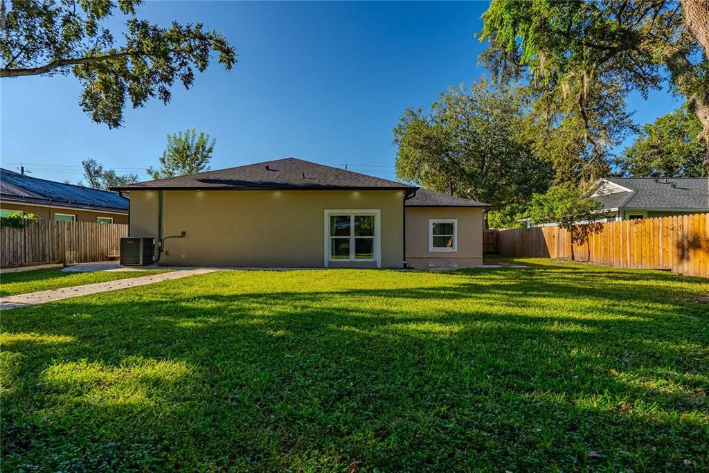 На продажу: $599,000 (4 спален, 3 ванн, 2322 Квадратных фут)