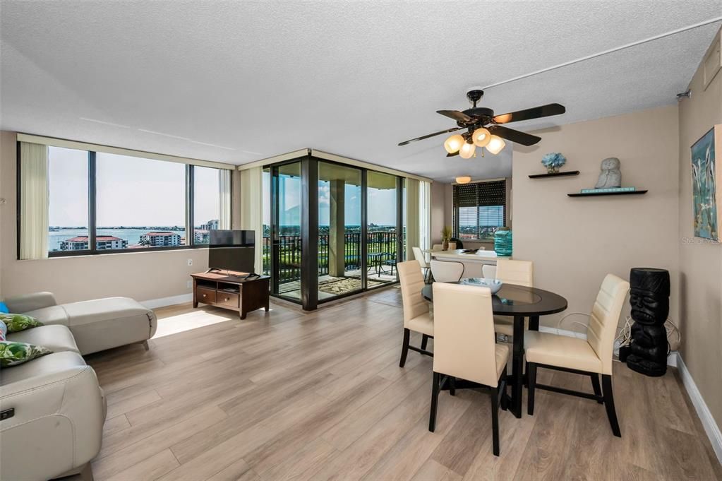 For Rent: $4,500 (2 beds, 2 baths, 1150 Square Feet)