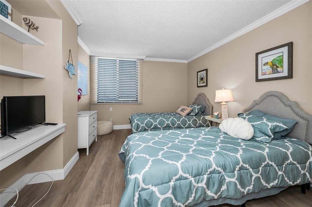 For Rent: $4,500 (2 beds, 2 baths, 1150 Square Feet)