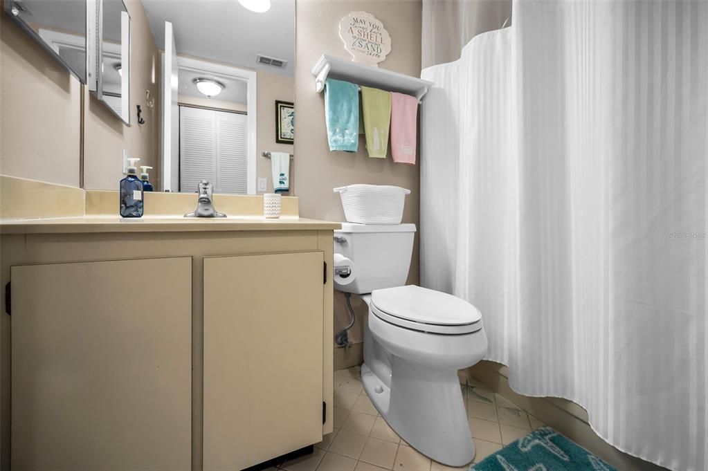 For Rent: $4,500 (2 beds, 2 baths, 1150 Square Feet)