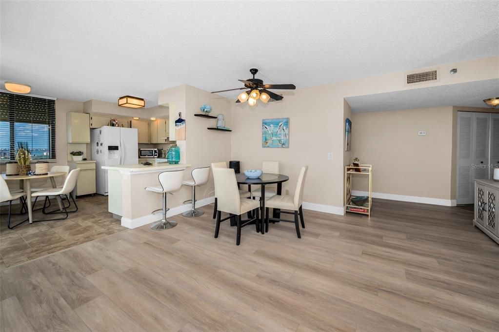 For Rent: $4,500 (2 beds, 2 baths, 1150 Square Feet)