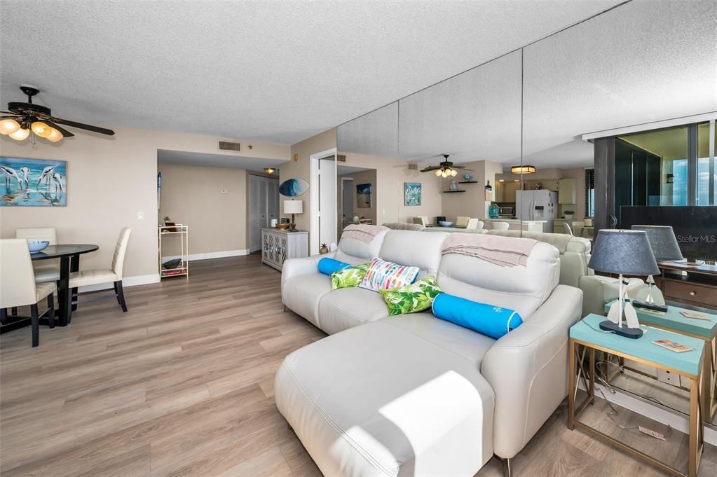 For Rent: $4,500 (2 beds, 2 baths, 1150 Square Feet)