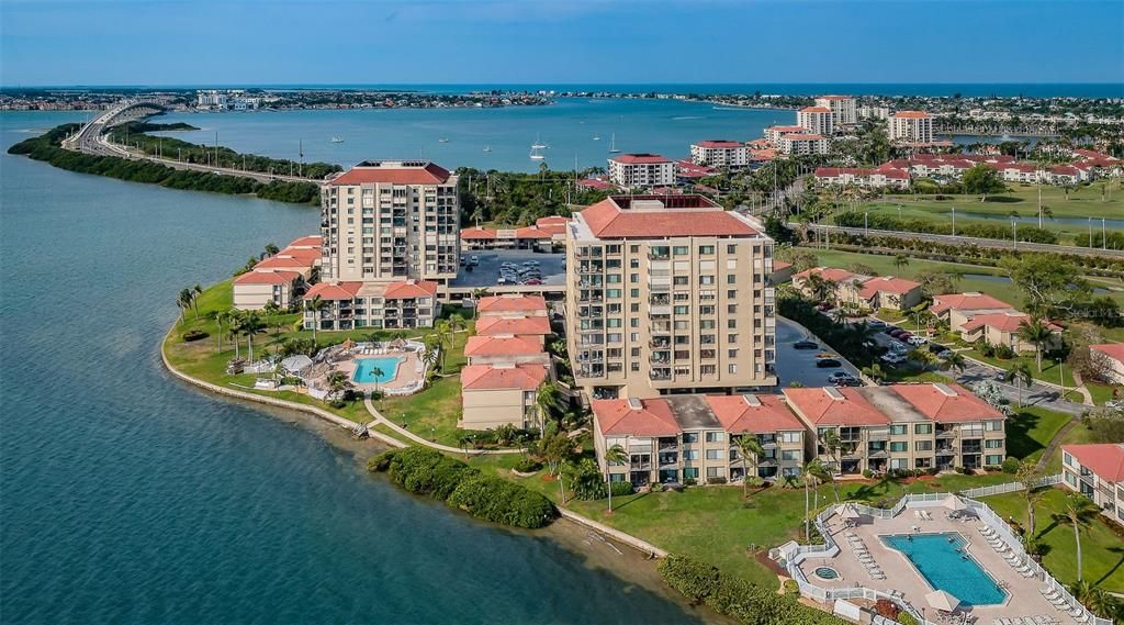 For Rent: $4,500 (2 beds, 2 baths, 1150 Square Feet)