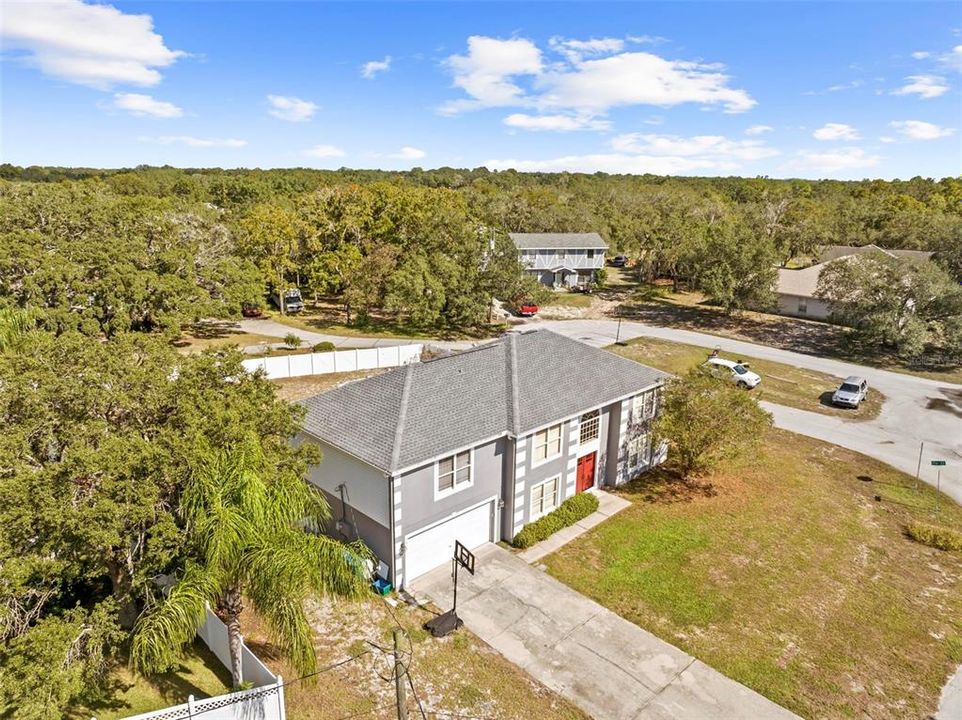 For Sale: $450,000 (7 beds, 2 baths, 3096 Square Feet)